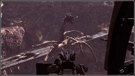 Dotrzesz do rozległego kanionu z wysoko zawieszonym mostem - TOPSIDE - The Surge | BlackSite Area 51 - BlackSite: Area 51 - poradnik do gry