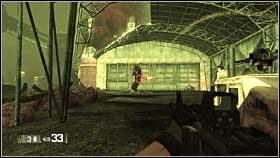 Dopiero po dotarciu do miejsca wskazanego na lewym zdjęciu zaczyna się prawdziwa zabawa - TOPSIDE - Making Progress | BlackSite Area 51 - BlackSite: Area 51 - poradnik do gry