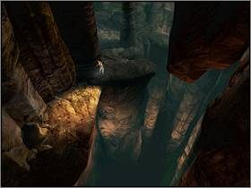 Pamiętaj, że ładowarkę pulsara i pistoletu energetycznego, możesz doładowywać za pomocą znajdowanych tu świetlistych kryształów - Świat Mroku (1) | Aline Cedrac | Alone in the Dark Koszmar powraca - Alone in the Dark: Koszmar powraca - poradnik do gry