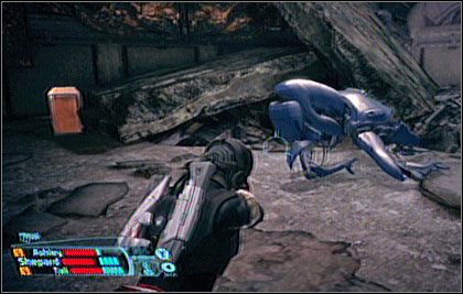 Zostawiamy Mako i dalej idziemy na piechotę - Mass Effect: Eksploracja budynku ExoGeni - Feros, solucja, opis przejścia - Mass Effect - poradnik do gry