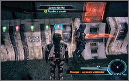 W tym momencie możemy również skorzystać ze schodów (FER7-E), by dostać się do wschodniej części górnego poziomu budynku ExoGeni - Mass Effect: Eksploracja budynku ExoGeni - Feros, solucja, opis przejścia - Mass Effect - poradnik do gry