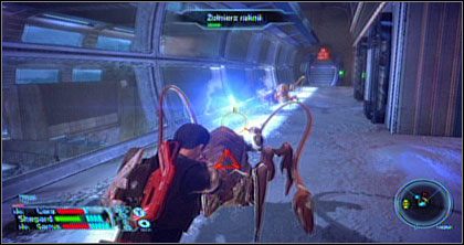 Po skończonej walce udajemy się na południe w kierunku windy prowadzącej do rdzenia Miry (NOV7-B) - Mass Effect: Szczyt 15, Droga na Stację Szczeliniową - Noveria, solucja - Mass Effect - poradnik do gry