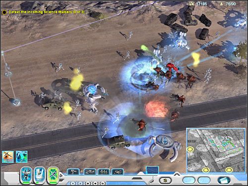 Twoje główne zmartwienie będzie dotyczyło konieczności unikania najsilniejszego ataku każdej z atakowanych maszyn, a mianowicie bardzo charakterystycznej zielonej fali, która jest w stanie błyskawicznie zniszczyć Twoją armię (screen) - Misja 7 (cz.4) | Novus | Universe at War Earth Assault - Universe at War: Earth Assault - poradnik do gry