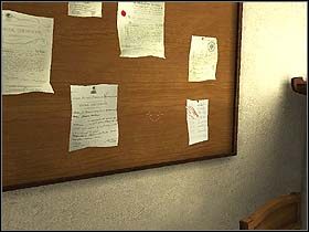 Wreszcie opuszcza dormitorium i przy pomocy zabranego stamtąd klucza otwiera sąsiednie drzwi (po prawej) prowadzące do szatni (Cloakroom) - Noc z 18 na 19 lipca 1895 cz.2 - Sherlock Holmes kontra Arsene Lupin - poradnik do gry