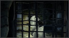 Porozmawiaj z towarzyszem niedoli - [Solucja] Svalbard - dziedziniec cz.1 | Złoty kompas - Złoty kompas - poradnik do gry