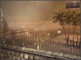 Inspektor wraca po schodach na promenadę i kontynuuje spacer (w górę ekranu) - Dzień pierwszy (piątek, 9 czerwca) cz.2 | Sinking Island - Sinking Island - poradnik do gry