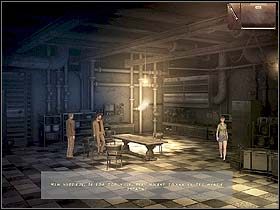 W pracowni technicznej kieruje się w prawo, w stronę wspomnianej przez Lorenzo niszczarki (spory kubeł w drugiej lokacji po prawej) - Dzień trzeci (niedziela, 11 czerwca) cz.4 | Sinking Island - Sinking Island - poradnik do gry