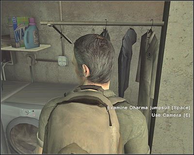 Wróć się do centralnego pomieszczenia, a następnie skieruj się do spiżarni - 1x04 - Forty-Two cz.6 | Lost Zagubieni - Lost: Zagubieni - poradnik do gry