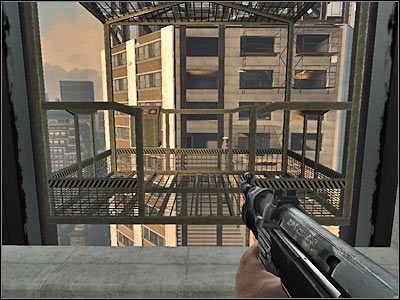 W trakcie swojej przejażdżki będziesz się mógł zajmować eliminowaniem pojawiających się w okolicy spadochroniarzy (screen) - Poziom pierwszy (cz.2) | Akt 1 - Nowy Jork | Turning Point: Fall of Liberty - Turning Point: Fall of Liberty - poradnik do gry