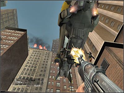 W oddali powinieneś zauważyć ciężarówkę, na której znajdują się wybuchowe beczki - Poziom pierwszy (cz.4) | Akt 1 - Nowy Jork | Turning Point: Fall of Liberty - Turning Point: Fall of Liberty - poradnik do gry