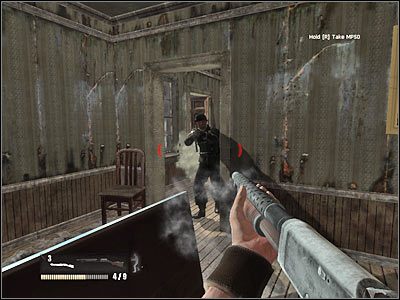 Zbliż się teraz do dowolnej okiennicy i wybierz karabin z inwentarza - Poziom pierwszy (cz.4) | Akt 2 - Waszyngton | Turning Point: Fall of Liberty - Turning Point: Fall of Liberty - poradnik do gry