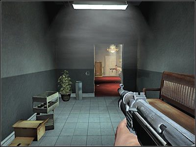 Możesz już skierować się w stronę podwójnych drzwi, a znajdziesz się w zdecydowanie większym pomieszczeniu (screen) - Poziom trzeci (cz.5) | Akt 2 - Waszyngton | Turning Point: Fall of Liberty - Turning Point: Fall of Liberty - poradnik do gry