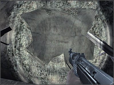 Ruszaj przed siebie i skorzystaj z drabiny, do której po chwili dojdziesz - Poziom drugi (cz.2) | Akt 3 - Londyn | Turning Point: Fall of Liberty - Turning Point: Fall of Liberty - poradnik do gry