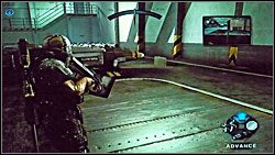 By zdobyć drugą, musisz dojść do tego momentu, w którym trzeba wystrzelić z odrzutowca rakietę w kierunku drzwi - Poradnik do gry - Walizki z danymi | Army of Two - Army of Two - poradnik do gry