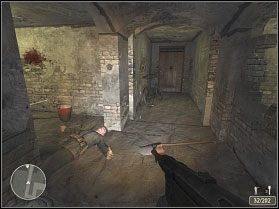 Na ulicy natrafisz na mały opór, zarówno na początku jak i w bocznym korytarzu [1] - Misja 2 - Przełom | Mortyr Operacja Sztorm - Mortyr: Operacja Sztorm - poradnik do gry