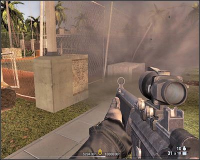 Ukryj się w środku i stamtąd broń się przed atakami wrogich żołnierzy - Ostateczna rozgrywka (cz.2) | Akt 7 - Posiadłość | Rainbow Six Vegas 2 - Tom Clancys Rainbow Six Vegas 2 - poradnik do gry