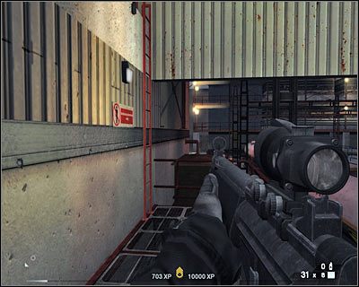 Do nowego pomieszczenia możesz wejść bez obaw, nie jest ono przez nikogo pilnowane - Piece (cz.1) | Akt 6 - Pustynia w Newadzie | Rainbow Six Vegas 2 - Tom Clancys Rainbow Six Vegas 2 - poradnik do gry