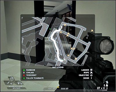 W pierwszej kolejności zajmij się wyeliminowaniem wartownika patrolującego jeden z górnych balkoników (screen) - Główna scena (cz.2) | Akt 5 - Teatr | Rainbow Six Vegas 2 - Tom Clancys Rainbow Six Vegas 2 - poradnik do gry