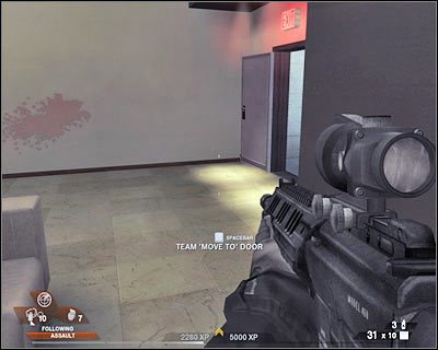 Zbliż się do pojedynczych drzwi - Penthouse (cz.5) | Akt 5 - Teatr | Rainbow Six Vegas 2 - Tom Clancys Rainbow Six Vegas 2 - poradnik do gry