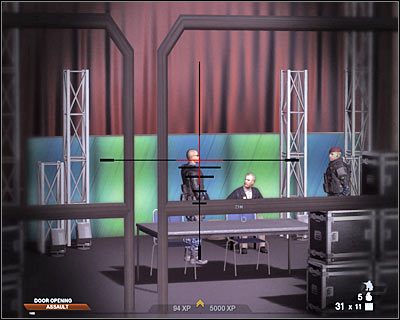 Jak się zapewne domyślasz, czeka Cię teraz scenka o charakterze defensywnym - Hala wystawowa (cz.5) | Akt 4 - Centrum konferencyjne | Rainbow Six Vegas 2 - Tom Clancys Rainbow Six Vegas 2 - poradnik do gry