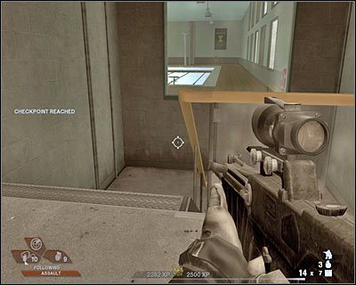 Także i w tym wypadku nie musisz decydować się na starannie zaplanowany szturm - Ośrodek sportowy (cz.4) | Akt 3 - Centrum rekreacyjne | Rainbow Six Vegas 2 - Tom Clancys Rainbow Six Vegas 2 - poradnik do gry