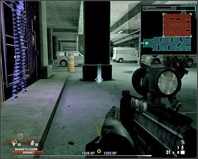 Pierwsi przeciwnicy pojawią się w podziemnym parkingu dopiero wtedy, gdy zdecydujesz się ruszyć do przodu - Podziemny parking (cz.1) | Akt 2 - Stara część Vegas | Rainbow Six Vegas 2 - Tom Clancys Rainbow Six Vegas 2 - poradnik do gry