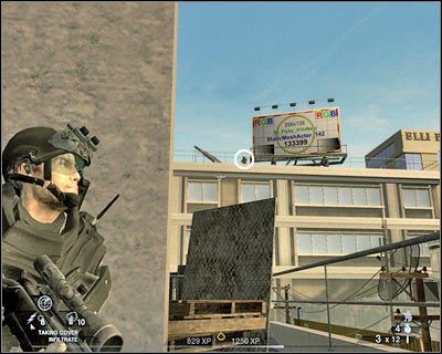 Po zabezpieczeniu dachów sąsiednich budynków zacznij z całą drużyną przemieszczać się naprzód - Klub nocny (cz.1) | Akt 2 - Stara część Vegas | Rainbow Six Vegas 2 - Tom Clancys Rainbow Six Vegas 2 - poradnik do gry