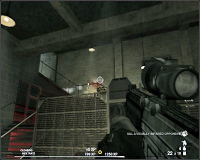 Wejdź po schodach - Dachy budynków (cz.4) | Akt 2 - Stara część Vegas | Rainbow Six Vegas 2 - Tom Clancys Rainbow Six Vegas 2 - poradnik do gry