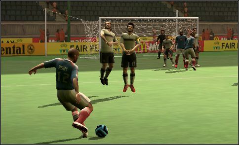   - Rzuty wolne | Na boisku w UEFA Euro 2008 - UEFA Euro 2008 - poradnik do gry