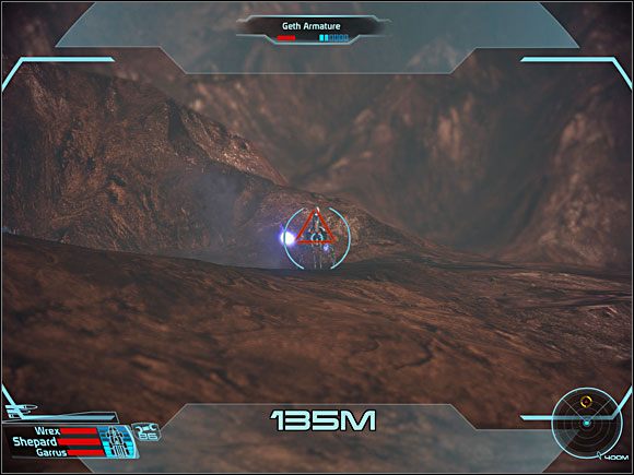 Przy walkach toczonych w Mako warto pamiętać, że uzbrojenie pojazdu nie spisuje się zbyt dobrze przy małych odległościach od celu - Walka - Mass Effect - PC - poradnik do gry