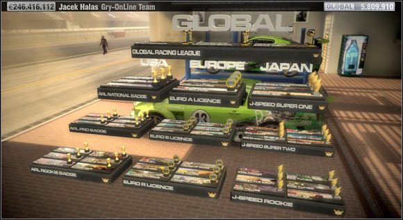 Wygranie wszystkich turniejów wymaga poświęcenia grze bardzo dużej ilości wolnego czasu, lecz jest w pełni możliwe - Najistotniejsze kwestie | Tryb kariery | Race Driver GRID - Race Driver: GRID - poradnik do gry