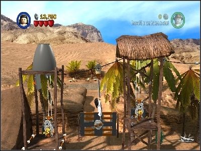 Kręć nim do czasu, aż lina będzie maksymalnie po prawej stronie - Chapter 5 - Pursuing the Ark (cz.2) - Poszukiwacze Zaginionej Arki - LEGO Indiana Jones: The Original Adventures - poradnik do gry