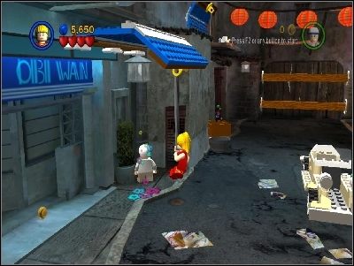 Zauważ, że teraz możesz sterować trzema postaciami: dzieciakiem, Indim oraz Willie - Chapter 1 - Shanghai Showdown (cz.1) - Świątynia Zagłady - LEGO Indiana Jones: The Original Adventures - poradnik do gry