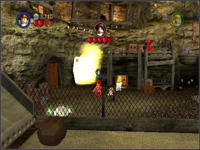 Czeka Cię kolejna walka z bossem - Chapter 4 - Free the Slaves (cz.3) - Świątynia Zagłady - LEGO Indiana Jones: The Original Adventures - poradnik do gry