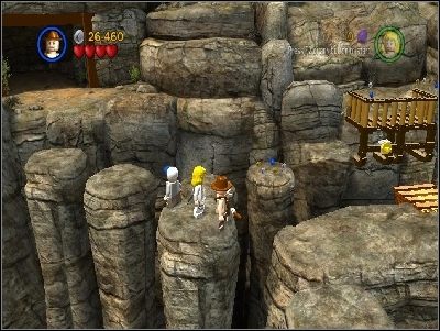 Zmień postać na Indiego i zeskocz na pierwszy filar - Chapter 6 - Battle on the Bridge (cz.2) - Świątynia Zagłady - LEGO Indiana Jones: The Original Adventures - poradnik do gry