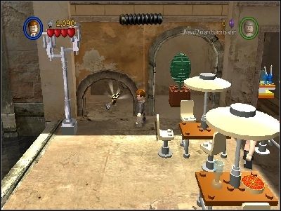 Zmień postać na Indiego i używając bata, przeleć na drugą stronę - Chapter 1 - The Hunt for Sir Richard (cz.1) - Ostatnia Krucjata - LEGO Indiana Jones: The Original Adventures - poradnik do gry