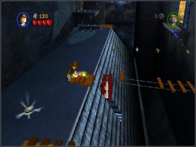Użyj bicza, aby przeskoczyć na drugą stronę - Chapter 2 - Castle Rescue (cz.1) - Ostatnia Krucjata - LEGO Indiana Jones: The Original Adventures - poradnik do gry