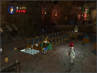 Użyj bicza w wyznaczonym miejscu i przejdź przez most, który opadł - Chapter 6 - Temple of the Grail (cz.2) - Ostatnia Krucjata - LEGO Indiana Jones: The Original Adventures - poradnik do gry