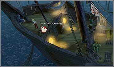 Amadea odnajduje tym razem na dziobie, nieopodal składowiska pustych butelek po rumie - Rozstaje, Urocza Panna | Rozdział czwarty | So Blonde Blondynka w opałach - So Blonde: Blondynka w opałach - poradnik do gry