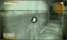 W trakcie myszkowania po zakamarkach natkniesz się na pewno na przecinający korytarz zestaw czujników - Middle East - Advent Palace | Akt pierwszy Metal Gear Solid 4 - Metal Gear Solid 4: Guns of the Patriots - poradnik do gry
