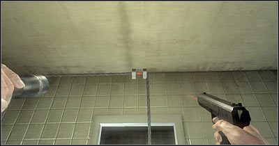 Wykorzystaj teraz wolną chwilę do tego żeby dokładnie rozejrzeć się po publicznej toalecie - Scena 2 - W dół szczeliny (cz.1) | Epizod 3 Alone in the Dark - Alone in the Dark - poradnik do gry