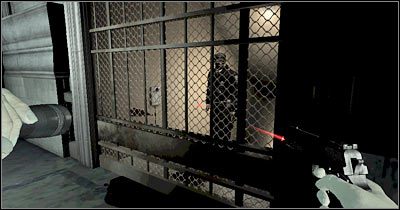 Idź prosto, ale NIE ZESKAKUJ na dół, gdyż czeka Cię tu nowe spotkanie z czarną mazią - Scena 2 - Zwiedzający muzeum (cz.2) | Epizod 5 Alone in the Dark - Alone in the Dark - poradnik do gry