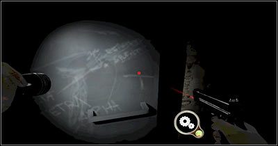 Zaczekaj aż sytuacja uspokoi się, a w pomieszczeniu nastaną egipskie ciemności - Scena 1 - Pokój 943 | Epizod 6 Alone in the Dark - Alone in the Dark - poradnik do gry