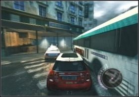 Następnie radzimy sobie z Quick Time Event i jedziemy dalej wedle wskazówek na radarze - Paris Chase | Misje Robert Ludlums The Bourne Conspiracy - Robert Ludlums The Bourne Conspiracy - poradnik do gry