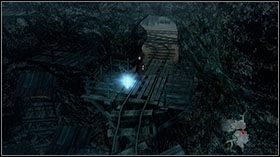 Biegnij korytarzem, niszcząc Scarecrowy, a na rozwidleniu skręć w lewo - [Mission 03] The White Fang | Devil May Cry 4 - Devil May Cry 4 - poradnik do gry