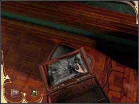 Teraz kluczem otwiera drzwi naprzeciwko donicy - [Opis przejścia] Część pierwsza (2) | Sherlock Holmes Tajemnica Mumii - Sherlock Holmes: Tajemnica Mumii - poradnik do gry