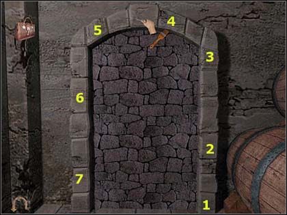 Teraz kieruje się ku zamurowanym drzwiom - [Opis przejścia] Część czwarta (2) | Sherlock Holmes Tajemnica Mumii - Sherlock Holmes: Tajemnica Mumii - poradnik do gry