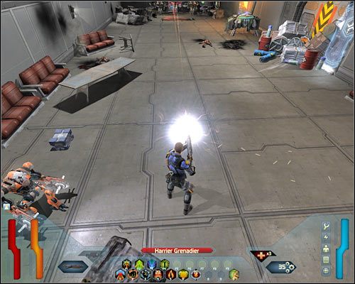 Postaraj się zabezpieczyć całe to pomieszczenie, likwidując boty skrywające się w skrzyniach - Transit Center - Questy (cz.2) | Poziom 10 w Space Siege - Space Siege - poradnik do gry