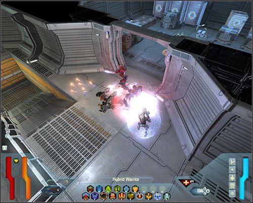 Nie zaskoczy Cię zapewne wiadomość, że cała hala okupowana jest przez oddziały wroga - Shuttle Bay - Questy (cz.1) | Poziom 25 w Space Siege - Space Siege - poradnik do gry