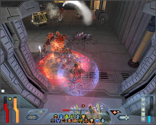 Uważaj na miny znajdujące się przy drzwiach - Flash Engine Control - Questy | Poziom 30A w Space Siege - Space Siege - poradnik do gry